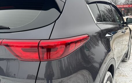 KIA Sportage IV рестайлинг, 2017 год, 39 фотография