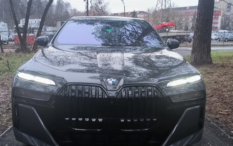 BMW 7 серия, 2023 год, 17 300 000 рублей, 2 фотография