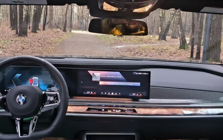 BMW 7 серия, 2023 год, 17 300 000 рублей, 26 фотография