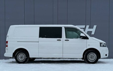 Volkswagen Transporter T5 рестайлинг, 2014 год, 2 310 000 рублей, 5 фотография
