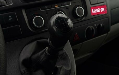 Volkswagen Transporter T5 рестайлинг, 2014 год, 2 310 000 рублей, 11 фотография