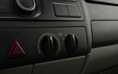 Volkswagen Transporter T5 рестайлинг, 2014 год, 2 310 000 рублей, 21 фотография