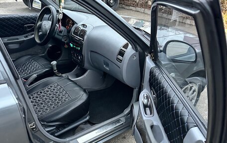 Hyundai Accent II, 2004 год, 260 000 рублей, 19 фотография