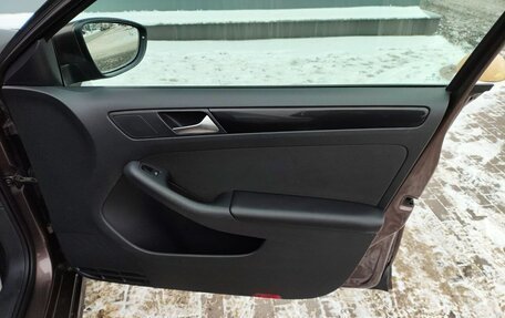 Volkswagen Jetta VI, 2014 год, 950 000 рублей, 15 фотография