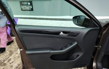 Volkswagen Jetta VI, 2014 год, 950 000 рублей, 22 фотография