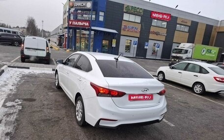 Hyundai Solaris II рестайлинг, 2019 год, 980 000 рублей, 1 фотография