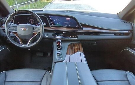 Cadillac Escalade V, 2024 год, 10 450 001 рублей, 9 фотография