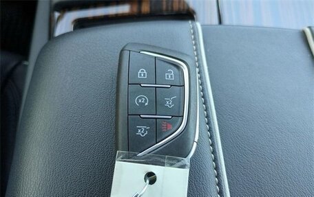 Cadillac Escalade V, 2024 год, 10 450 001 рублей, 16 фотография