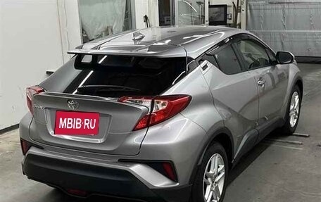 Toyota C-HR I рестайлинг, 2022 год, 1 784 000 рублей, 4 фотография