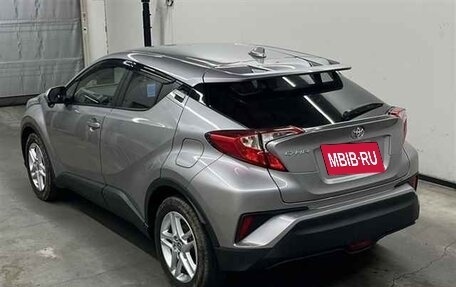 Toyota C-HR I рестайлинг, 2022 год, 1 784 000 рублей, 3 фотография