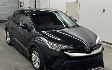 Toyota C-HR I рестайлинг, 2022 год, 1 992 000 рублей, 2 фотография