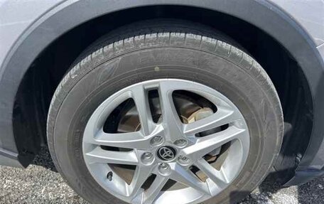 Toyota C-HR I рестайлинг, 2022 год, 1 784 000 рублей, 9 фотография