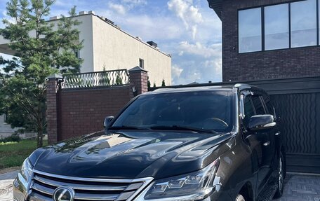 Lexus LX III, 2016 год, 7 200 000 рублей, 3 фотография