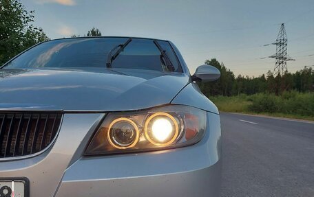 BMW 3 серия, 2005 год, 980 000 рублей, 2 фотография