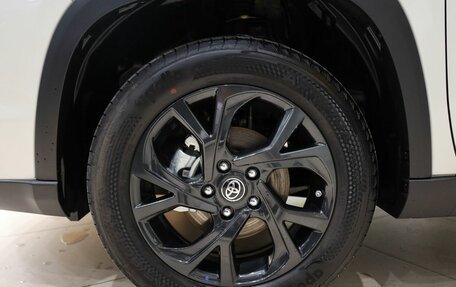 Toyota Urban Cruiser, 2024 год, 4 300 000 рублей, 10 фотография