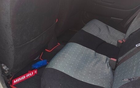 Volvo S40 II, 2002 год, 15 фотография