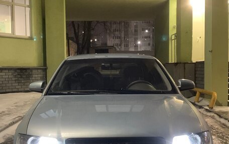 Audi A4, 2002 год, 380 000 рублей, 1 фотография