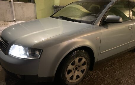 Audi A4, 2002 год, 380 000 рублей, 3 фотография
