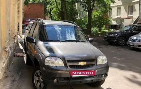 Chevrolet Niva I рестайлинг, 2012 год, 375 000 рублей, 2 фотография