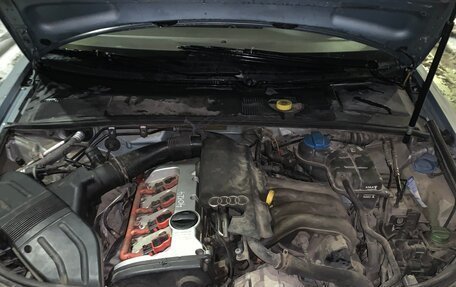 Audi A4, 2002 год, 380 000 рублей, 18 фотография