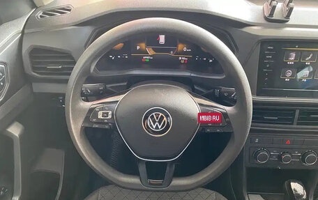 Volkswagen T-Cross I, 2023 год, 1 350 998 рублей, 6 фотография