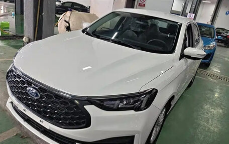 Ford Escort, 2023 год, 1 179 000 рублей, 1 фотография