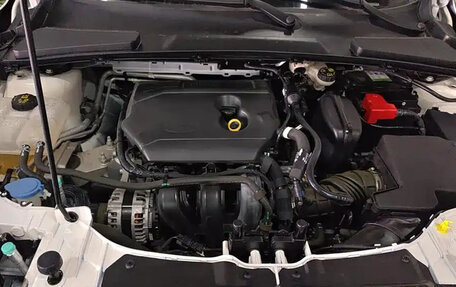 Ford Escort, 2023 год, 1 179 000 рублей, 15 фотография