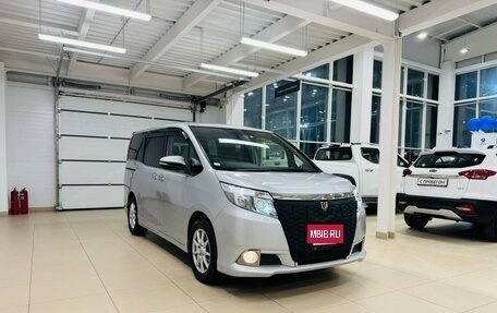 Toyota Esquire I, 2017 год, 2 889 000 рублей, 8 фотография