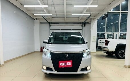 Toyota Esquire I, 2017 год, 2 889 000 рублей, 9 фотография