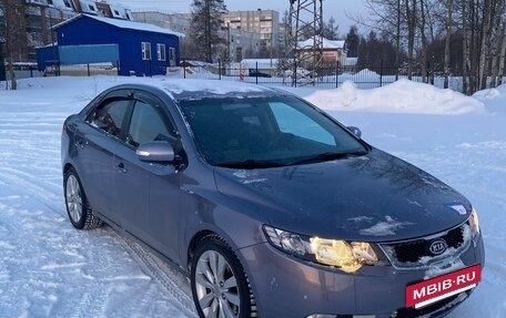 KIA Cerato III, 2009 год, 800 000 рублей, 4 фотография
