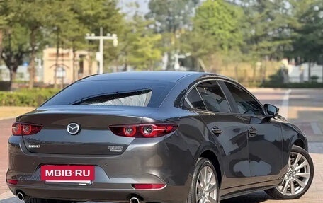 Mazda 3, 2022 год, 1 350 000 рублей, 7 фотография