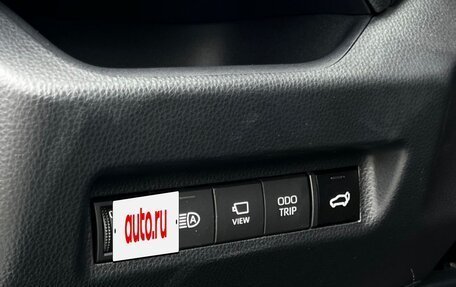 Toyota RAV4, 2025 год, 4 200 000 рублей, 10 фотография