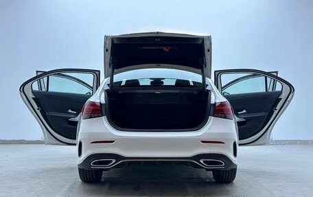 Mercedes-Benz A-Класс, 2023 год, 1 450 000 рублей, 5 фотография