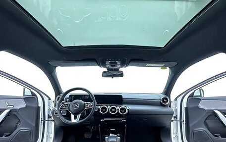 Mercedes-Benz A-Класс, 2023 год, 1 450 000 рублей, 8 фотография