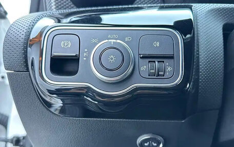 Mercedes-Benz A-Класс, 2023 год, 1 450 000 рублей, 9 фотография