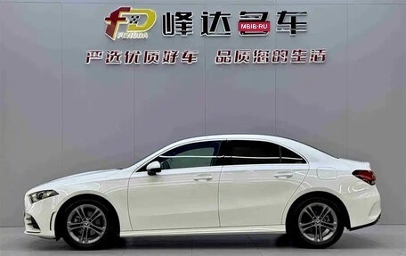 Mercedes-Benz A-Класс, 2023 год, 1 450 000 рублей, 4 фотография