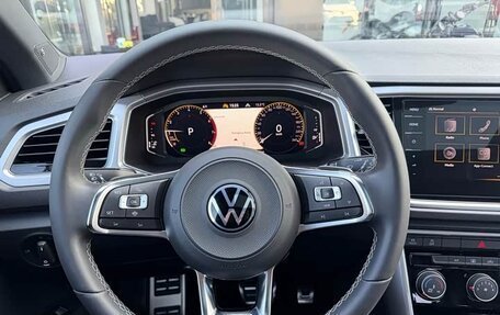 Volkswagen T-Roc I, 2022 год, 1 947 003 рублей, 8 фотография