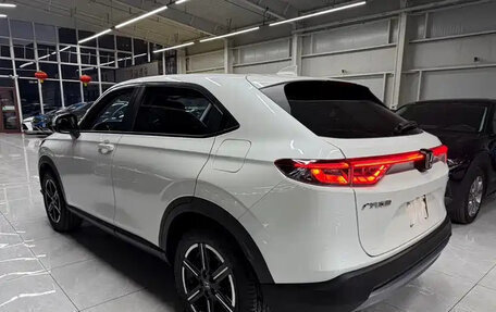 Honda Vezel, 2024 год, 2 204 555 рублей, 6 фотография