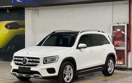 Mercedes-Benz GLB, 2023 год, 1 856 000 рублей, 2 фотография