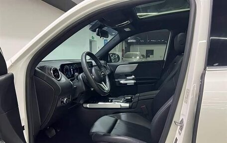 Mercedes-Benz GLB, 2023 год, 1 856 000 рублей, 9 фотография