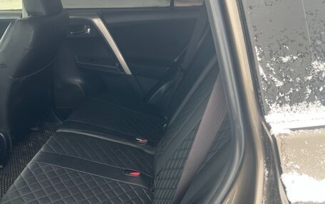 Toyota RAV4, 2013 год, 1 600 000 рублей, 10 фотография