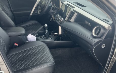 Toyota RAV4, 2013 год, 1 600 000 рублей, 8 фотография