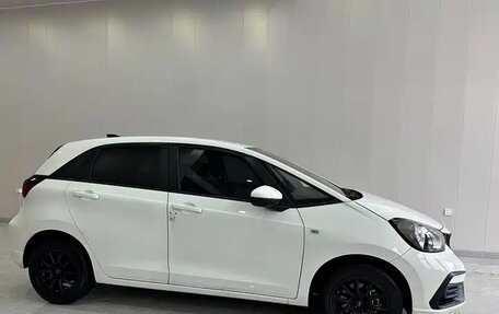 Honda Fit, 2022 год, 1 221 004 рублей, 6 фотография