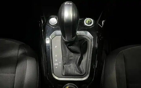 Volkswagen T-Roc I, 2022 год, 1 874 555 рублей, 16 фотография