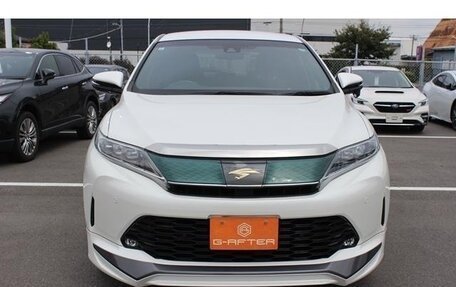 Toyota Harrier, 2019 год, 2 600 000 рублей, 2 фотография