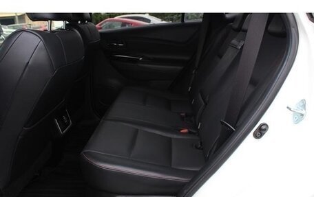 Toyota Harrier, 2019 год, 2 600 000 рублей, 13 фотография