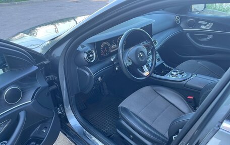 Mercedes-Benz E-Класс, 2018 год, 3 500 000 рублей, 8 фотография