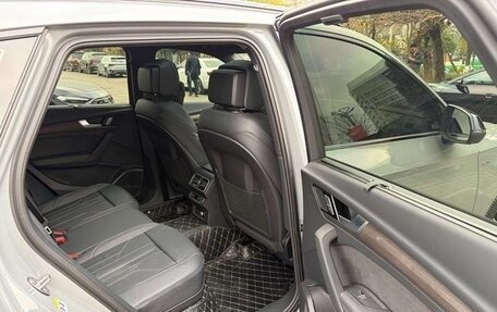 Audi Q5, 2025 год, 5 500 000 рублей, 24 фотография