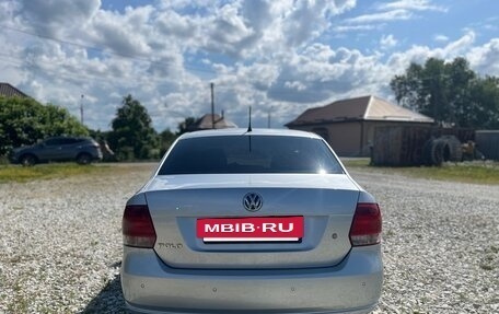 Volkswagen Polo VI (EU Market), 2013 год, 920 000 рублей, 3 фотография