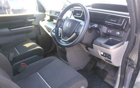 Honda Stepwgn IV, 2020 год, 1 920 000 рублей, 9 фотография